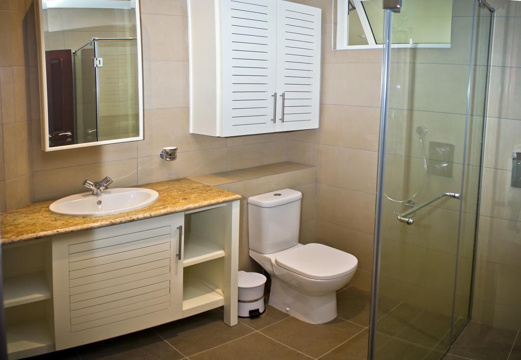 The Quadrant Luxury Apartments Вікторія Екстер'єр фото